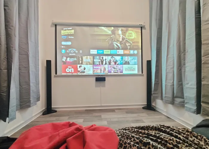 Lägenhet Lokal, Luftig - Loft Mit Heimkino & Parkplatz In Uni- Und Kliniknaehe